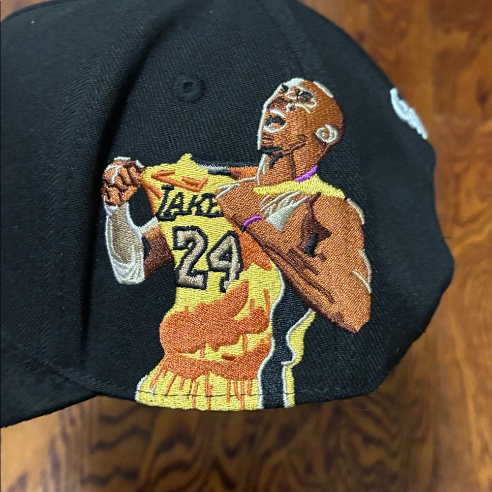 LA lakers Kobe Bryant Basketball SnapBack Cashed Out Brand